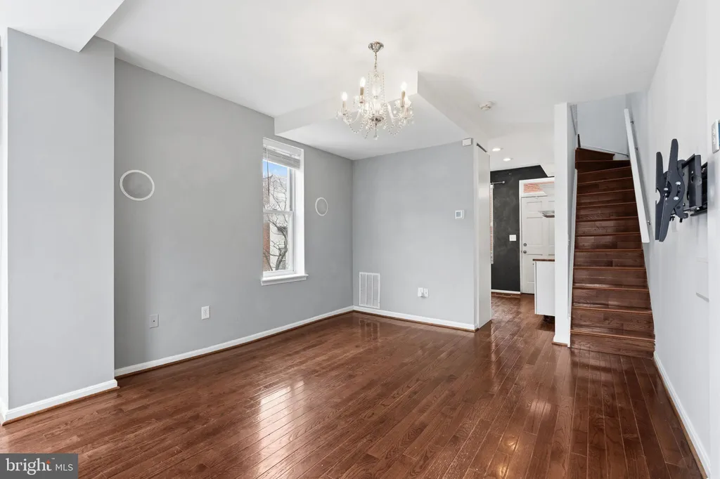 Additional image 9 of 816 13th Street NE, Washington, DC 20002