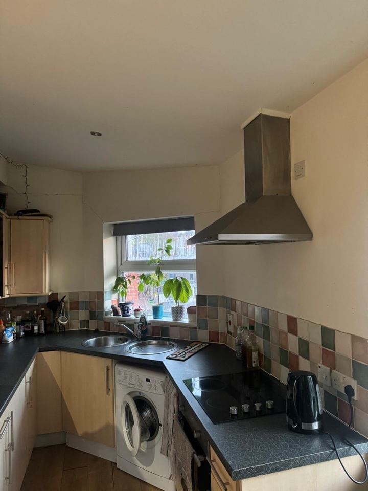 Additional image 4 of 2 Bed Flat, Highbury Court, LS6, N1 7GU