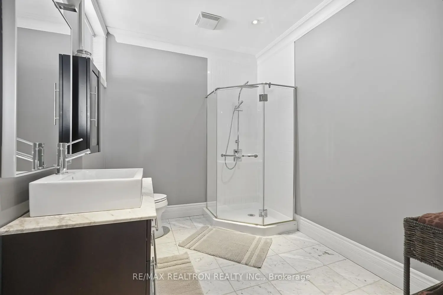 Additional image 18 of 129 Country Club Drive