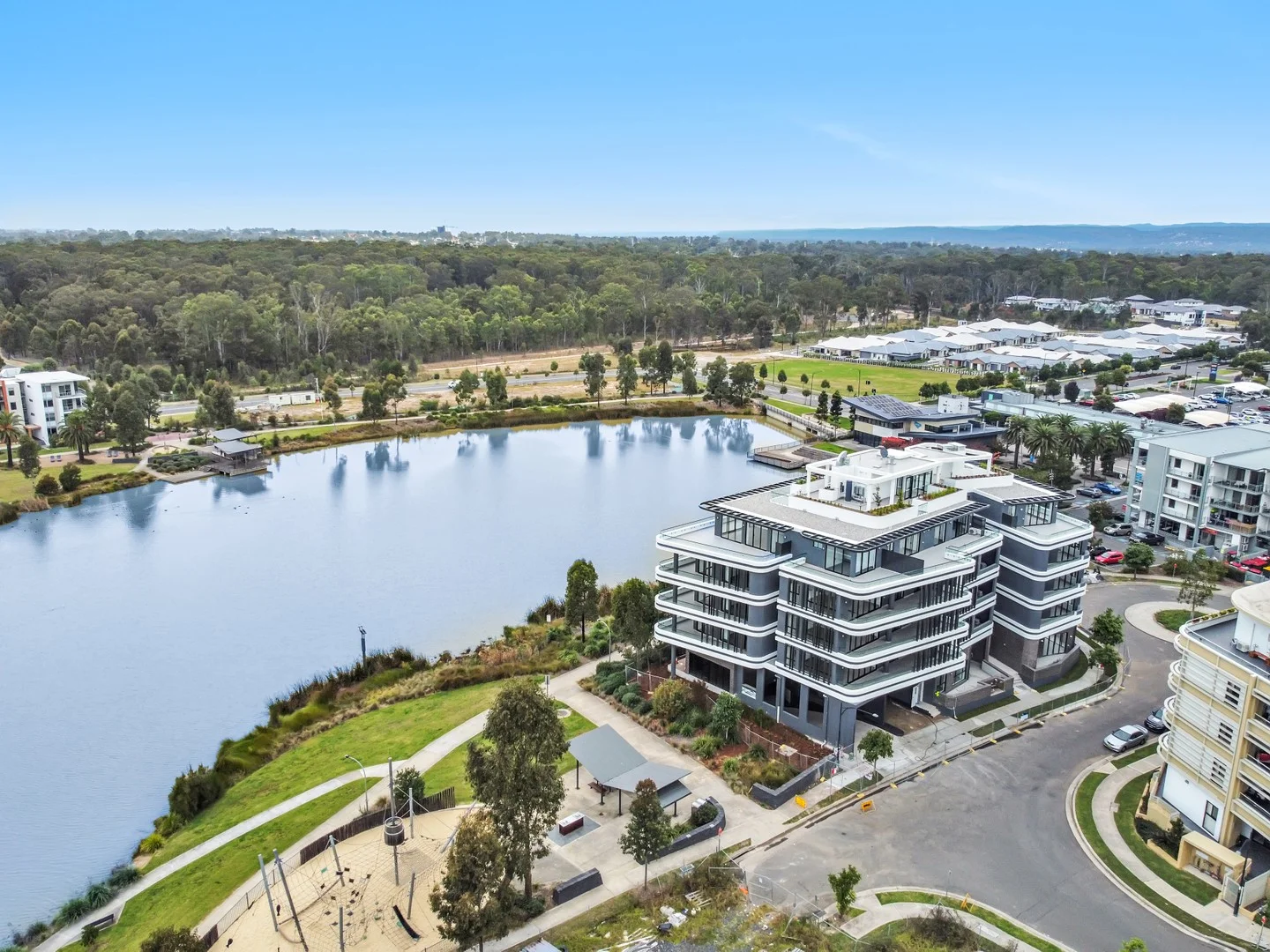 1 Caribbean Promenade, Jordan Springs NSW 2747