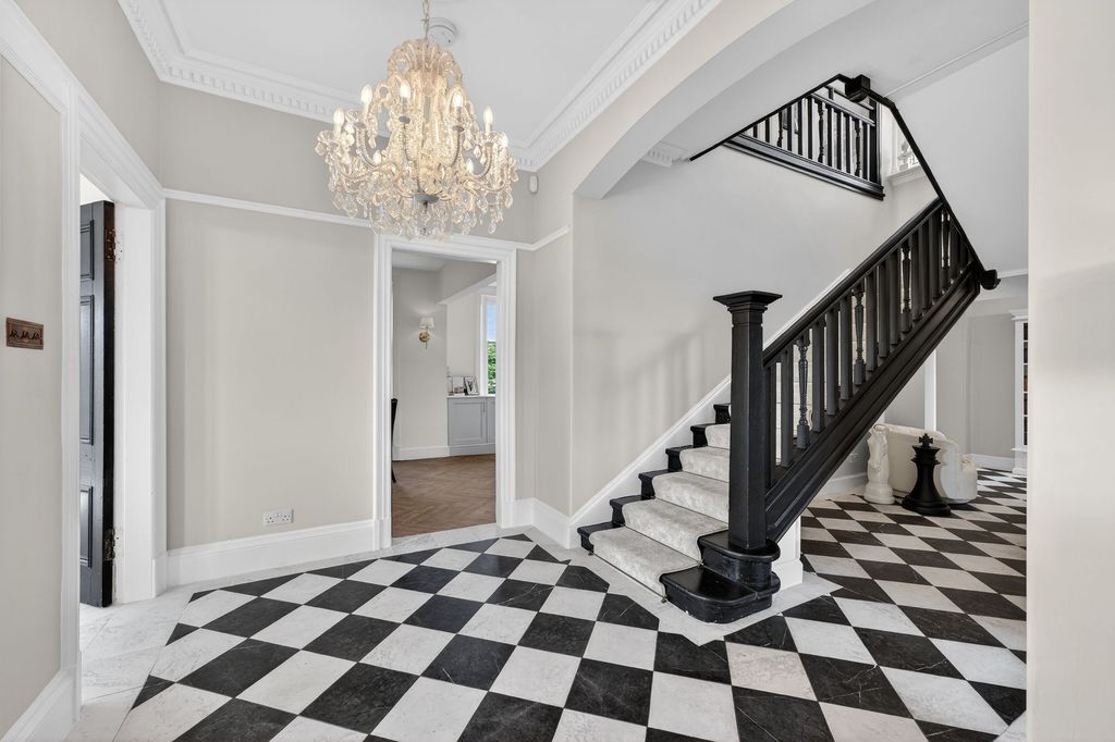 Additional image 4 of 6 bed detached house for saleBraeheads, 17 Maunsheugh Road, Fenwick KA3
