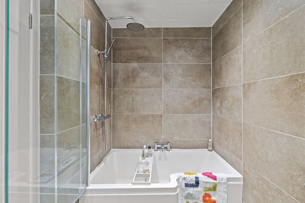 Additional image 14 of 2 bed flat for saleGlebe Terrace, Alloa FK10