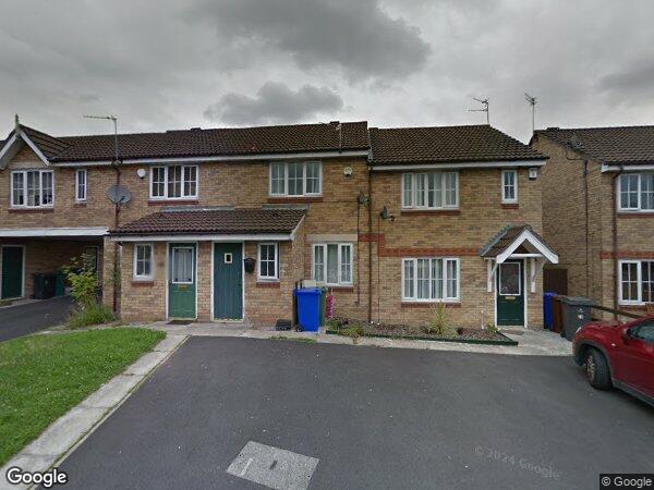 2 Bed Terraced House, Bellfield Close, M9, N1 7GU