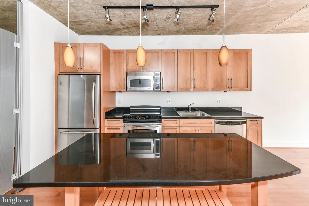 Additional image 12 of 2125 14th Street NW Unit 408, Washington, DC 20009