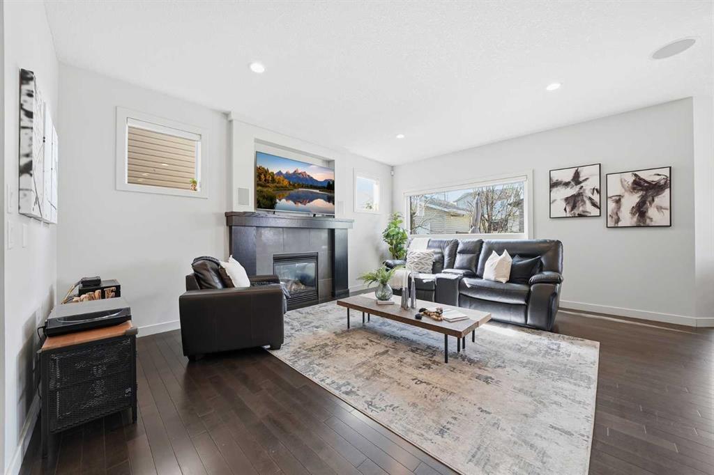 Additional image 4 of 37 Elgin Meadows Manor SE, Calgary, AB, T2Z 0S2