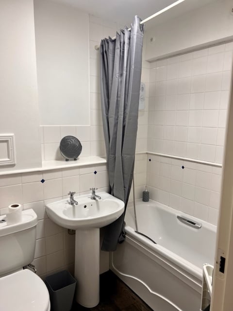 Additional image 14 of 1 Bed Flat, Ingram Street, G1, N1 7GU