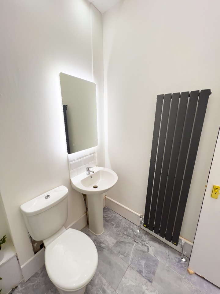 Additional image 10 of 5 Bed Flat, Bath Street, G2, N1 7GU