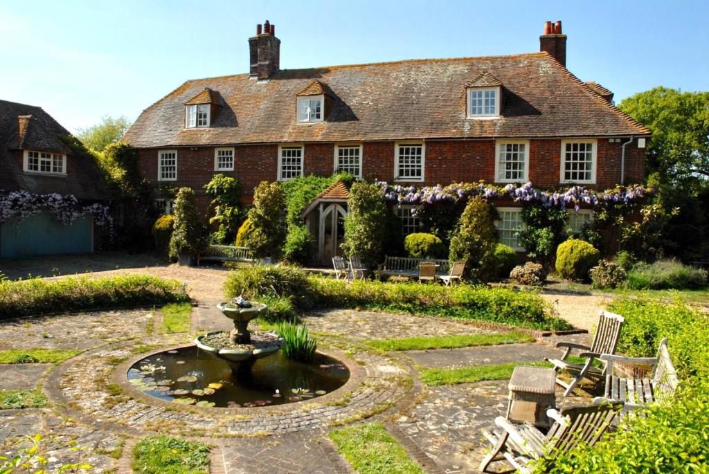 9 bed farmhouse for saleBrownwich Estate, Titchfield PO14