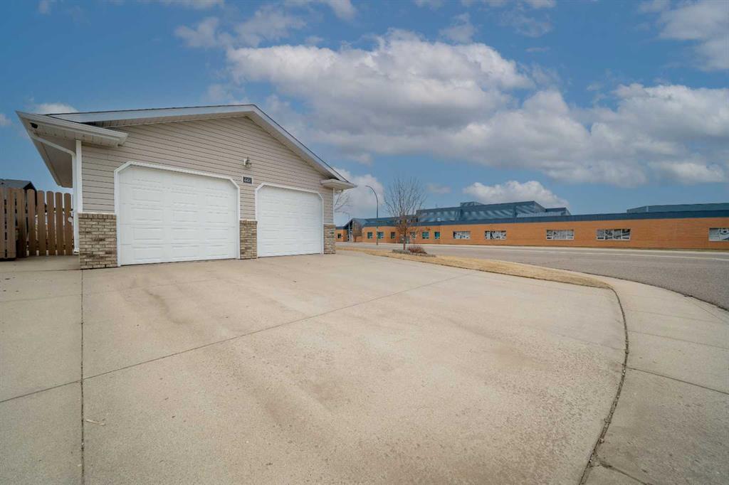 Additional image 4 of 661 Spruce Way SE, Medicine Hat, AB, T1B4L4