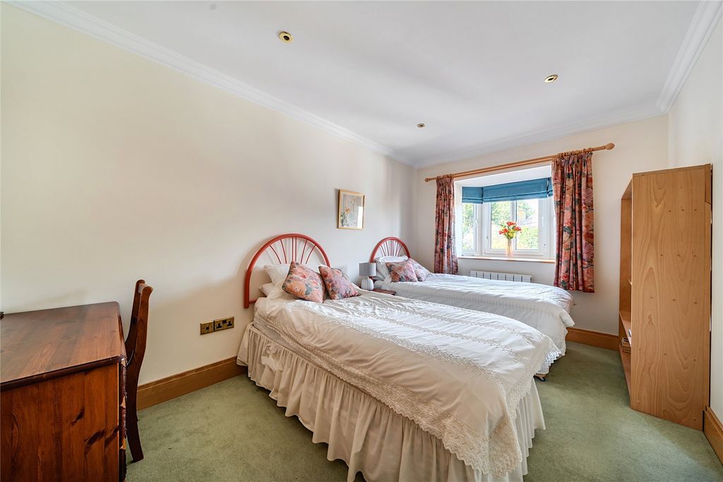 Additional image 14 of 4 bed flat for salePalm Court, 8 Coastguard Road, Budleigh Salterton, Devon EX9