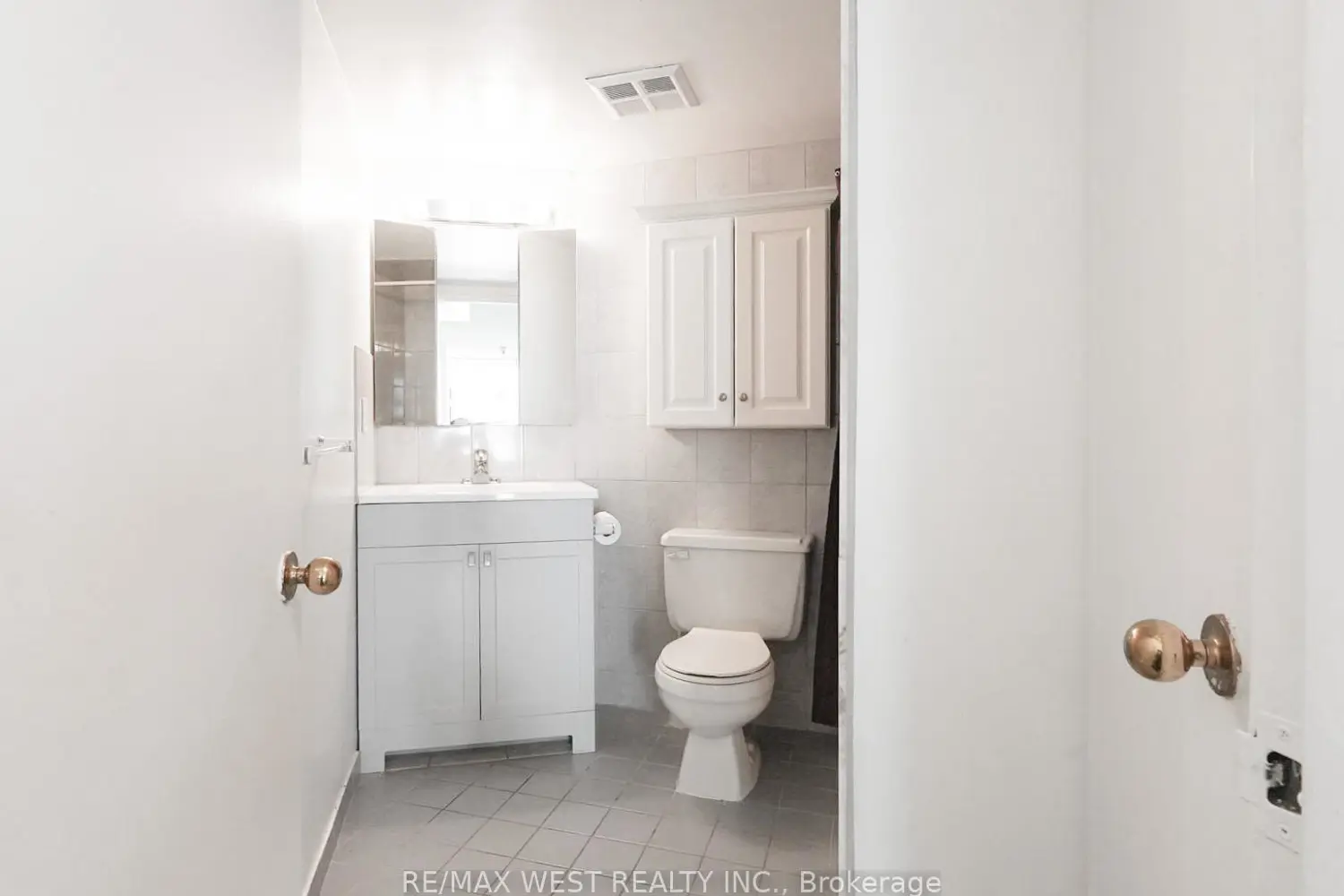 Additional image 16 of 260 Queens Quay W 1301
