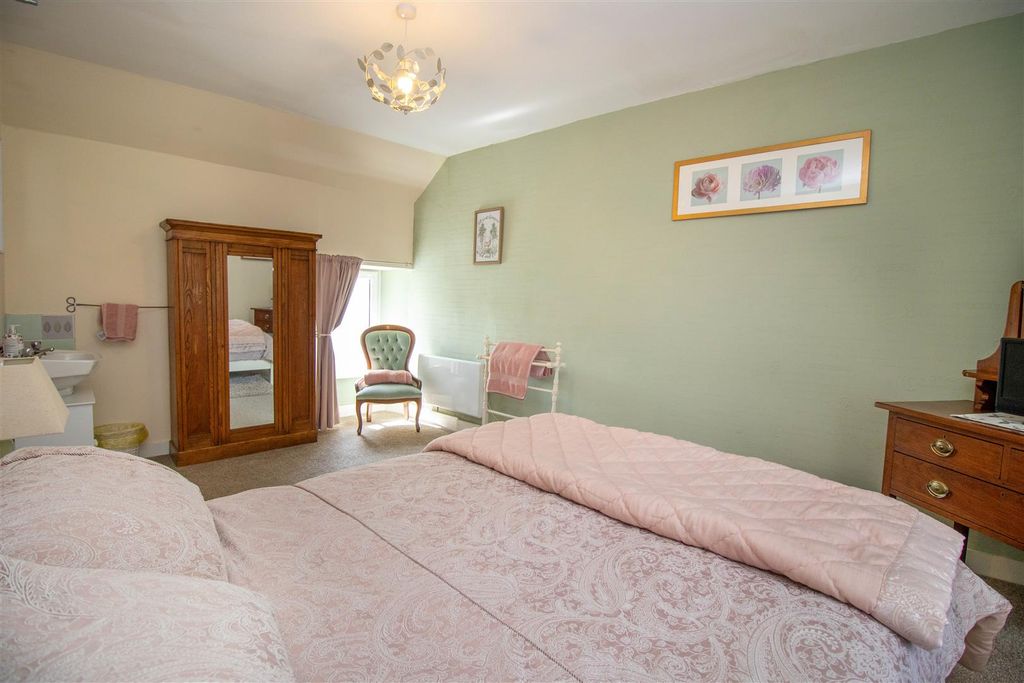 Additional image 35 of Terraced house for saleFox & Hounds, Main Street, Denholm TD9
