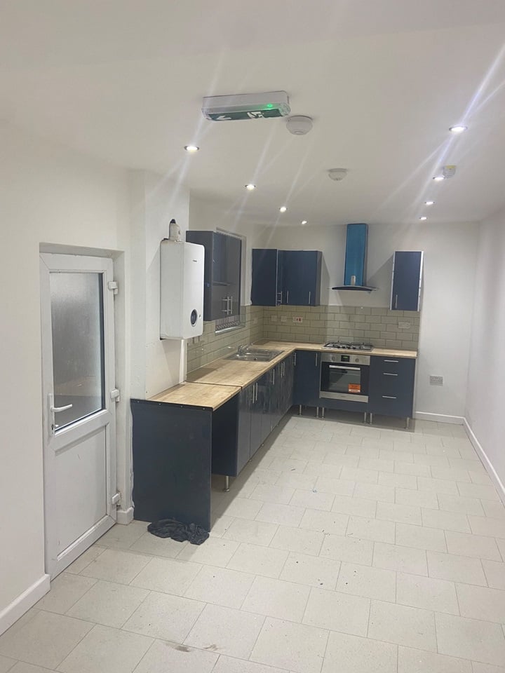 Room in a Shared House, Banff Road, M14, N1 7GU