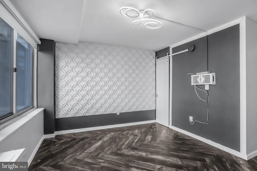 Additional image 28 of 922 24th Street NW Unit 301, Washington, DC 20037