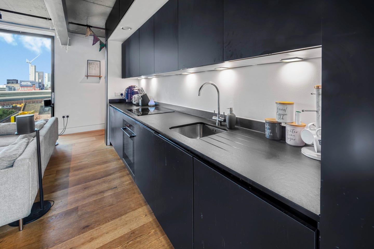 Additional image 12 of 2 Bed Penthouse, Chapeltown Street, M1, N1 7GU