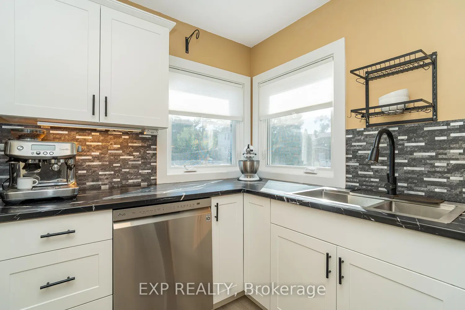 Additional image 4 of 336 Poulin Avenue