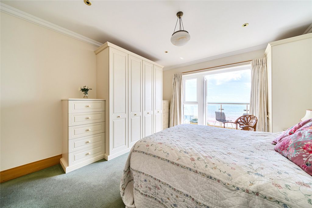 Additional image 8 of 4 bed flat for salePalm Court, 8 Coastguard Road, Budleigh Salterton, Devon EX9