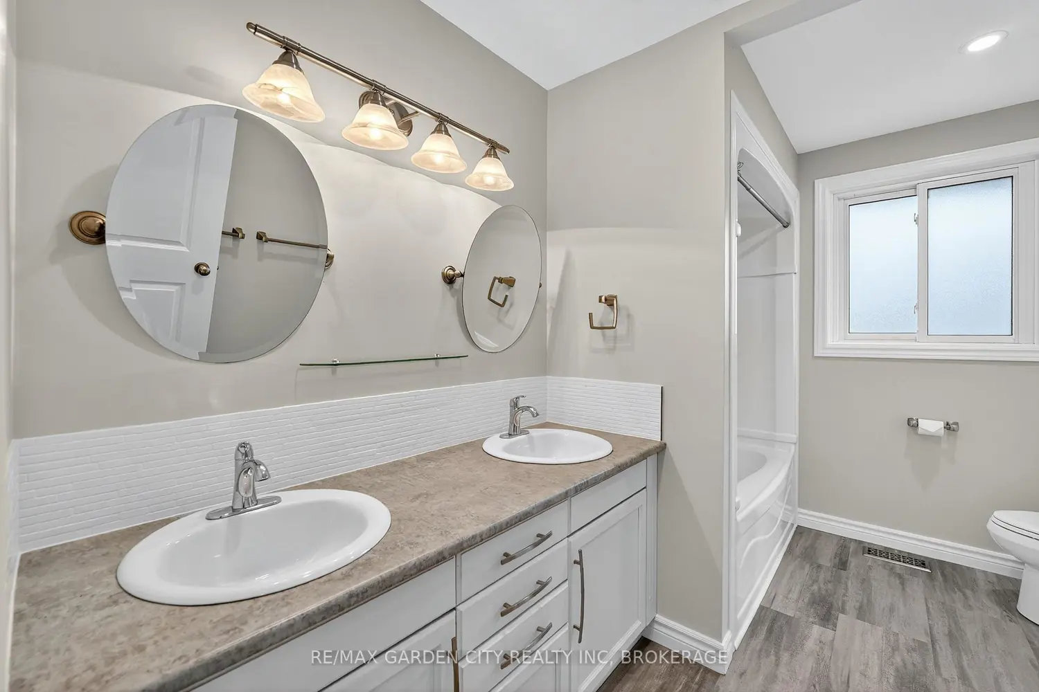 Additional image 9 of 4 Jeanette Drive