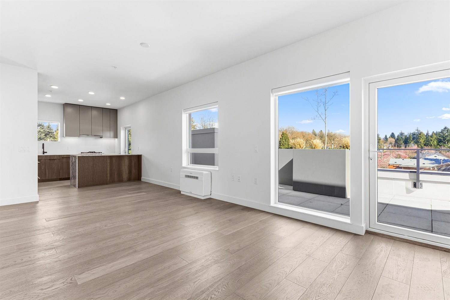 302-3590 39th Avenue W, Vancouver, BC, V6N 3A5