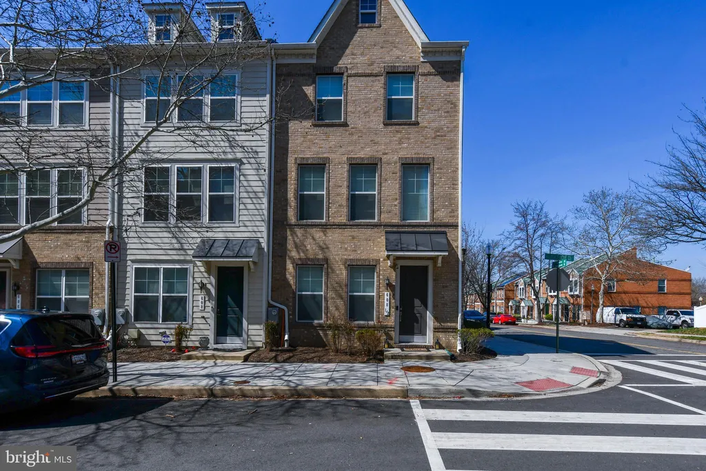 Additional image 2 of 608 1/2 Parkside Place NE, Washington, DC 20019