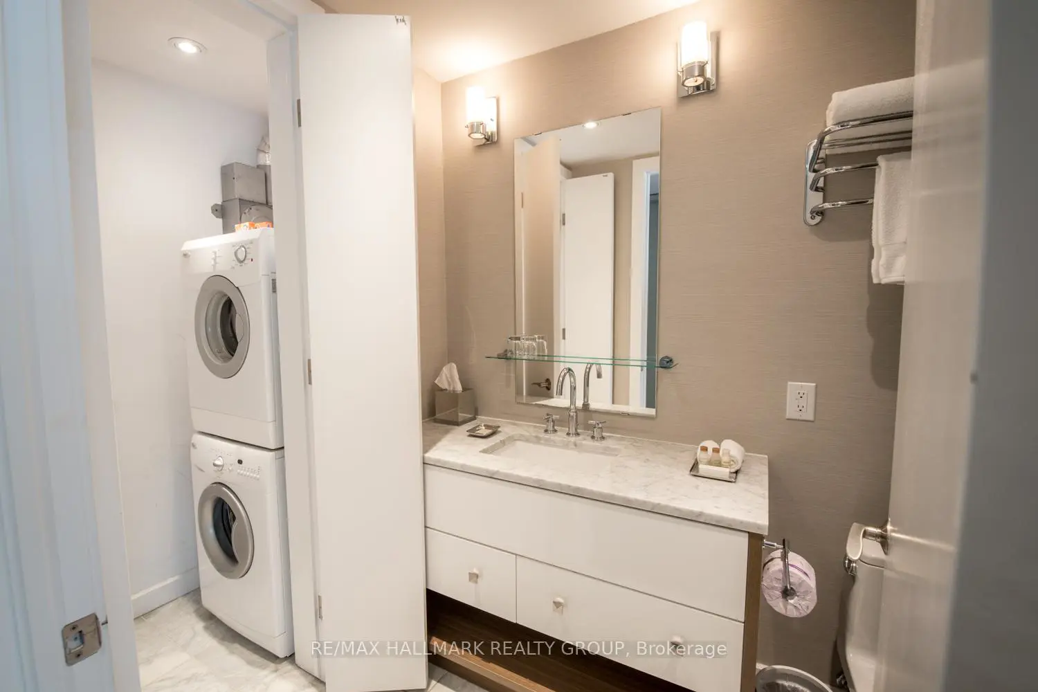 Additional image 12 of 300 Lisgar Street 213