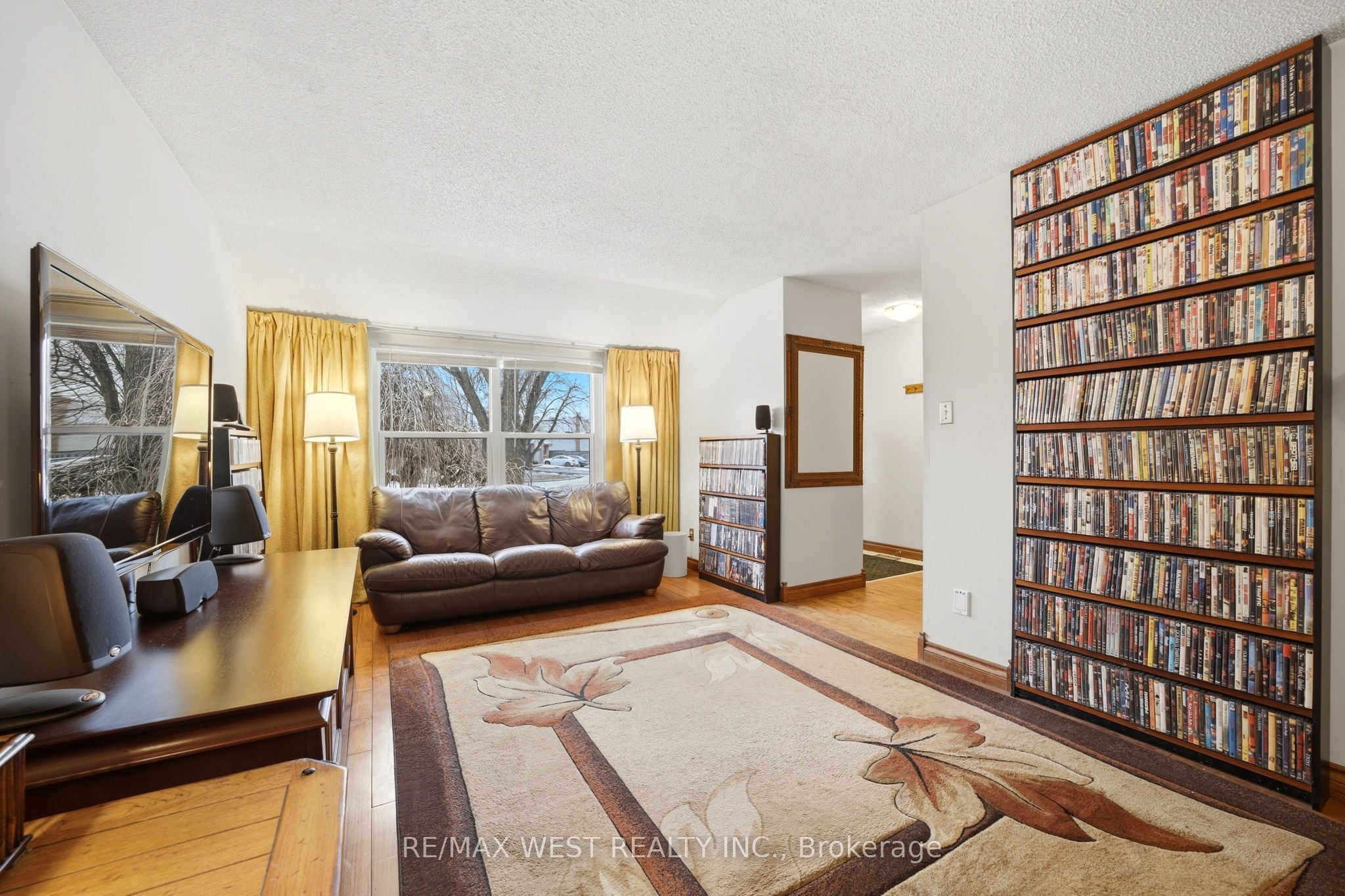 Additional image 2 of 60 Majestic Crescent, Brampton, ON, L6S 3N2