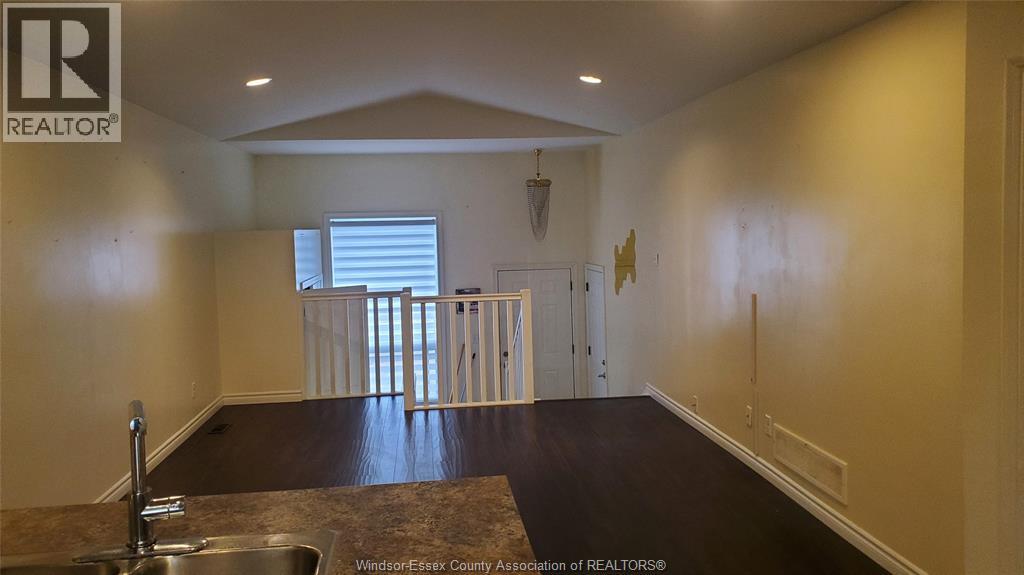 Additional image 4 of 3198 Seville Avenue, Windsor, ON, N8N0A4