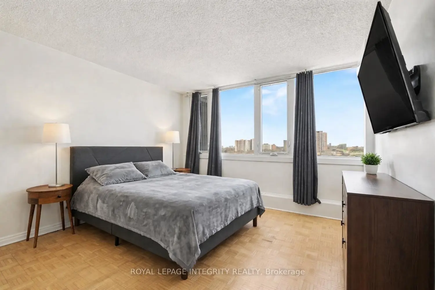 Additional image 17 of 2625 Regina Street 803