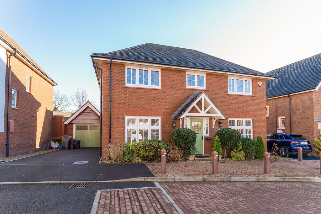 4 bed detached house for saleNew Inn, Pontypool NP4