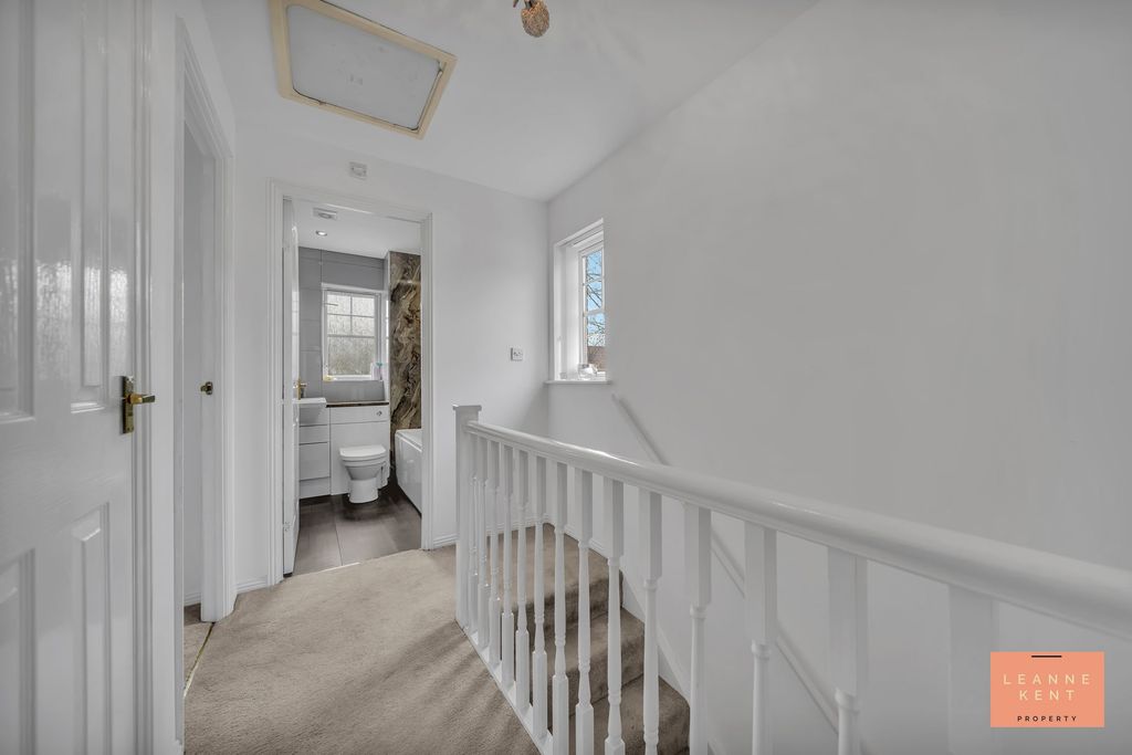 Additional image 17 of 3 bed semi-detached house for saleStryd Hywel Harris, Ystrad Mynach CF82