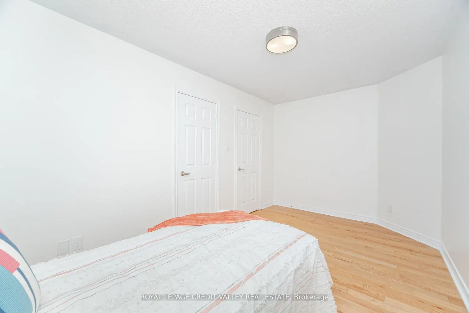 Additional image 14 of 70 Blue Diamond Drive