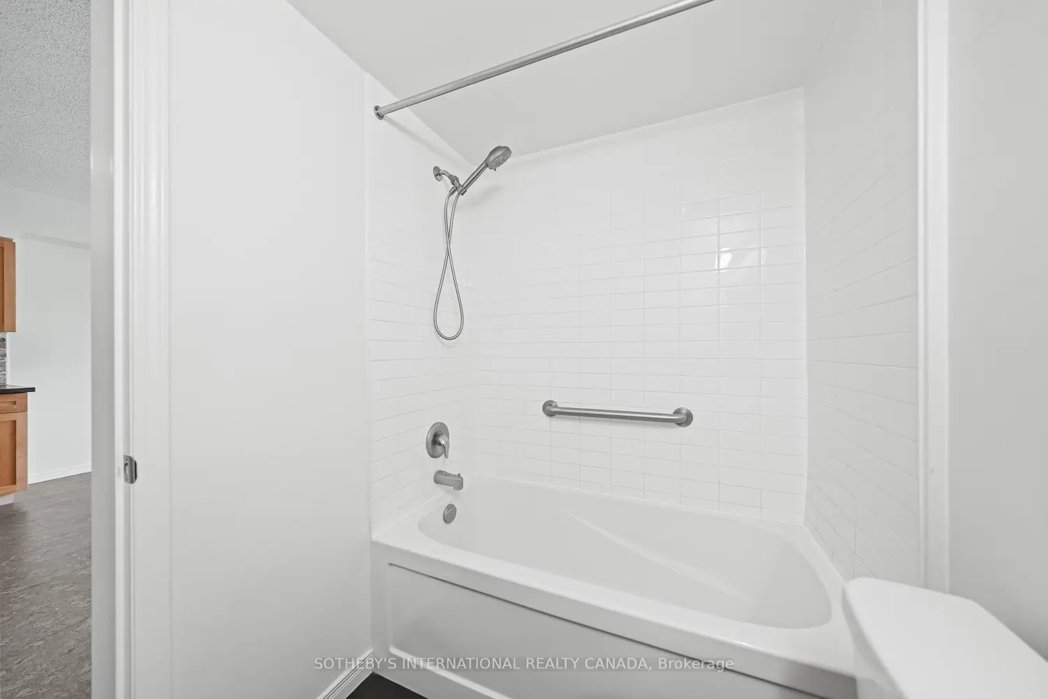 Additional image 16 of 155 Water Street 409