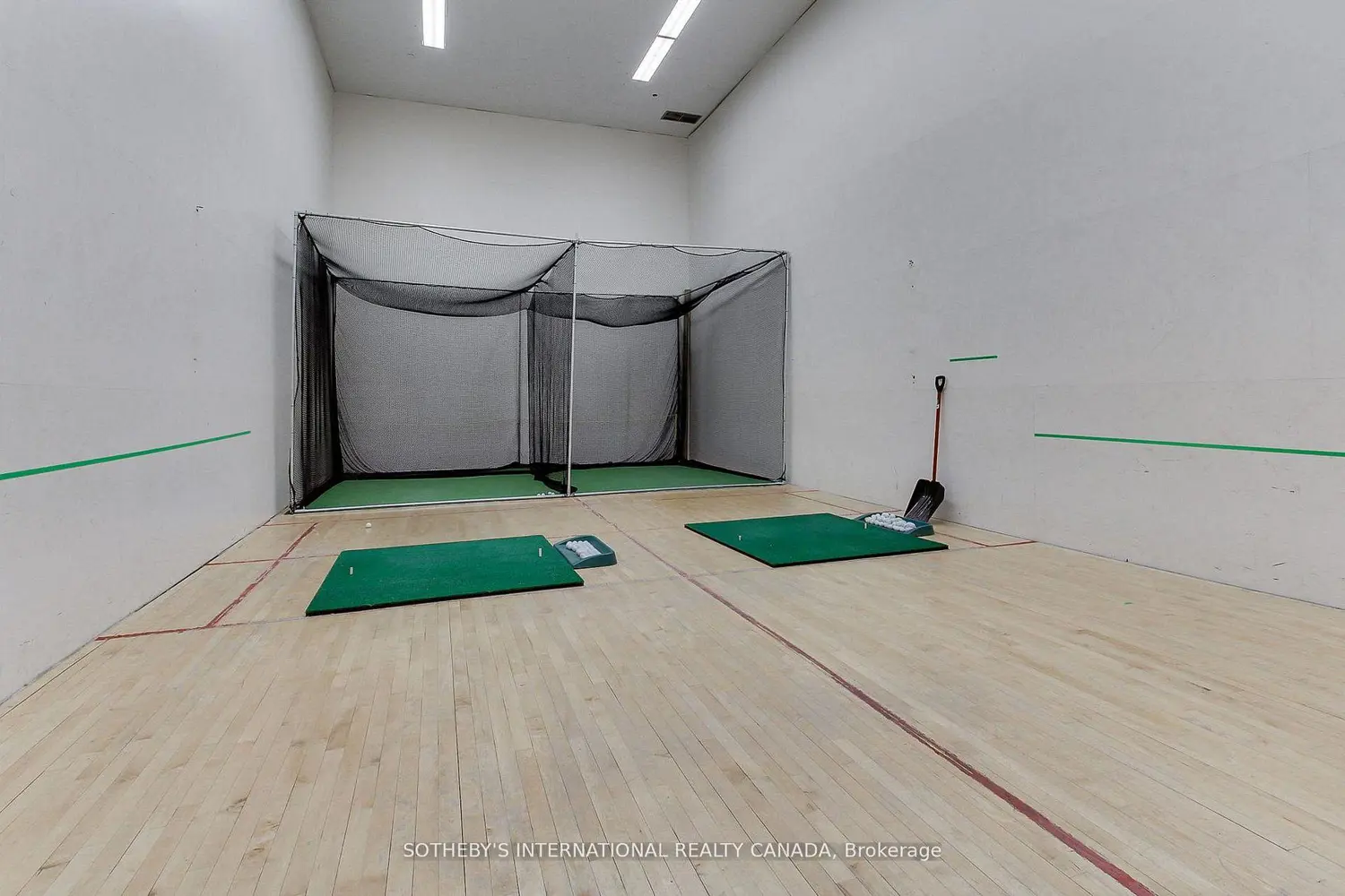 Additional image 19 of 40 Harding Boulevard 301