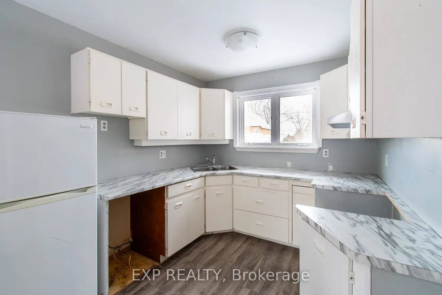 Additional image 10 of 80 Burton Avenue