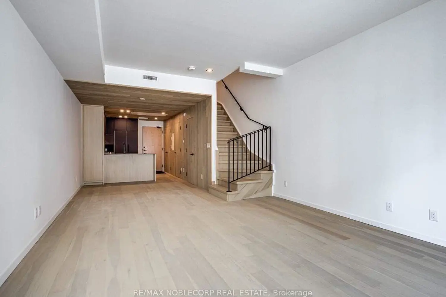 Additional image 4 of 45 Dovercourt Road 102