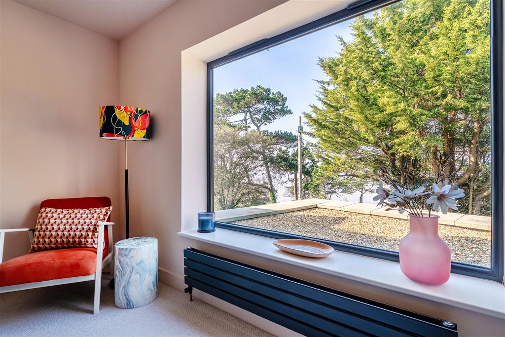 Additional image 16 of 4 bed semi-detached house for saleEdgehill Road, Clevedon BS21