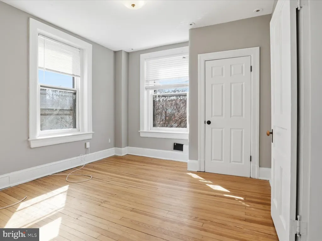 Additional image 17 of 258 8th Street SE, Washington, DC 20003