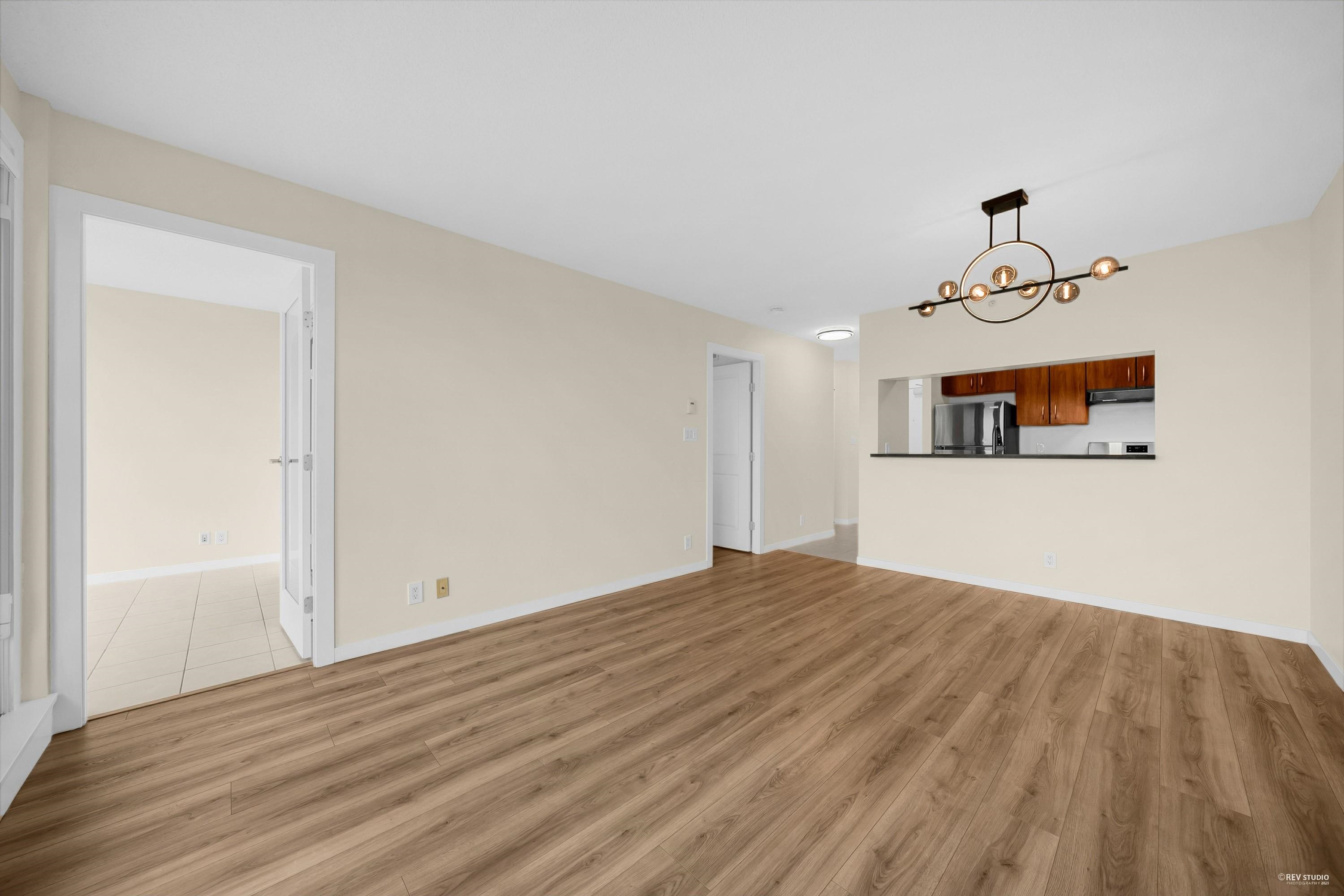 Additional image 3 of 2002-3663 Crowley Drive, Vancouver, BC, V5R 6H4
