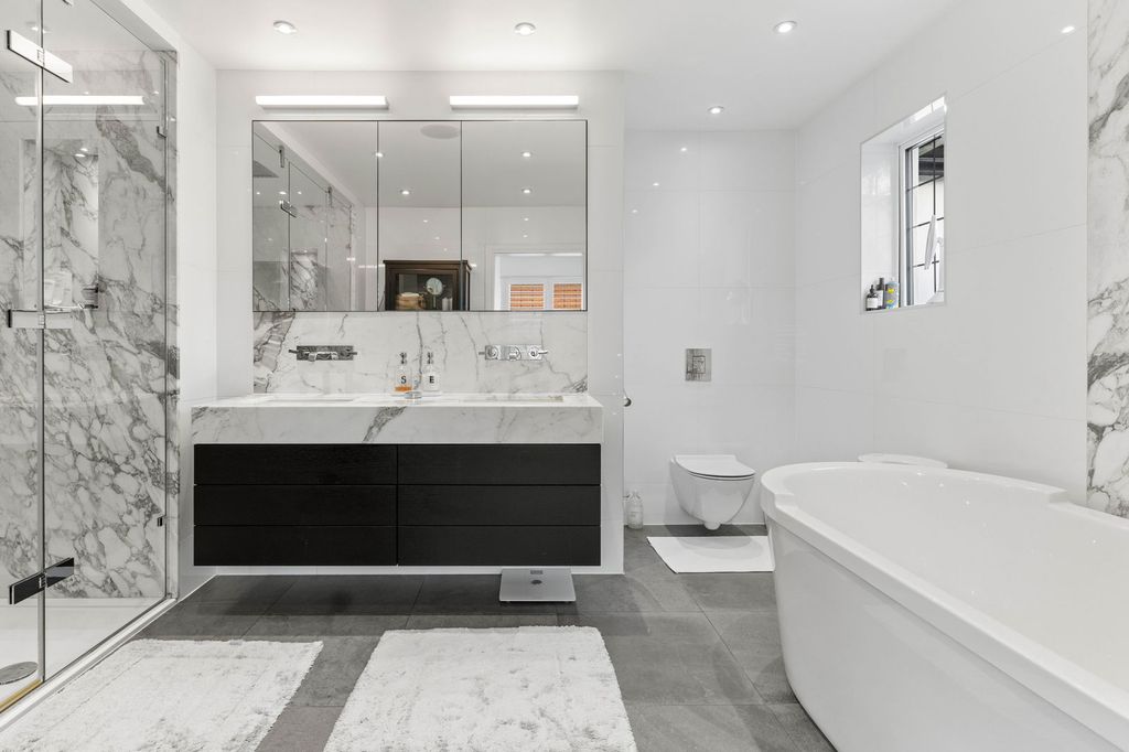 Additional image 45 of 6 bed detached house for saleRoundwood Avenue, Hutton Mount, Brentwood CM13