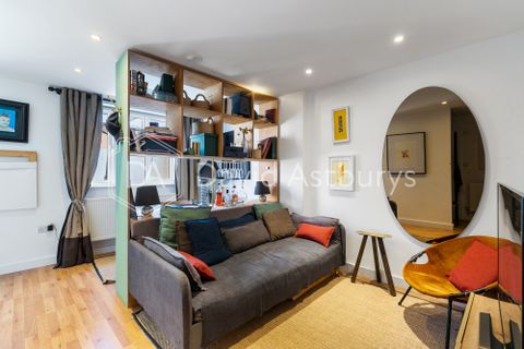 Hornsey Road, Holloway, London N7, Studio to rent