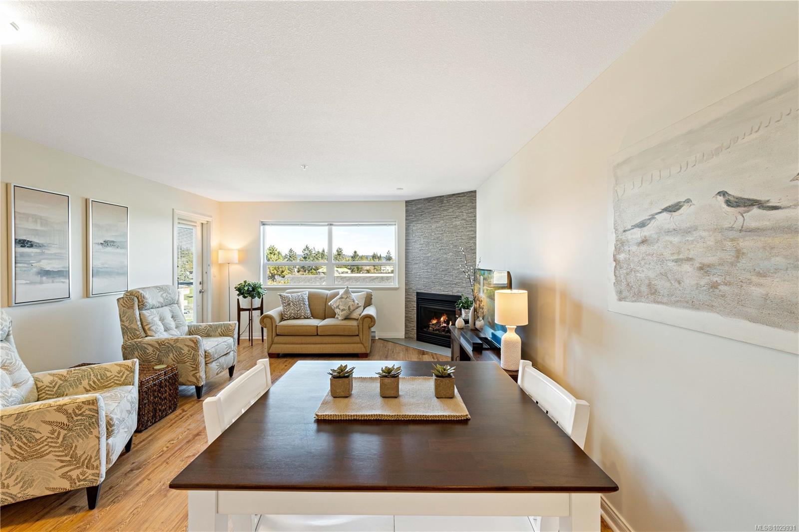 Additional image 3 of 211-1633 Dufferin Crescent, Nanaimo, BC, V9S 5T4