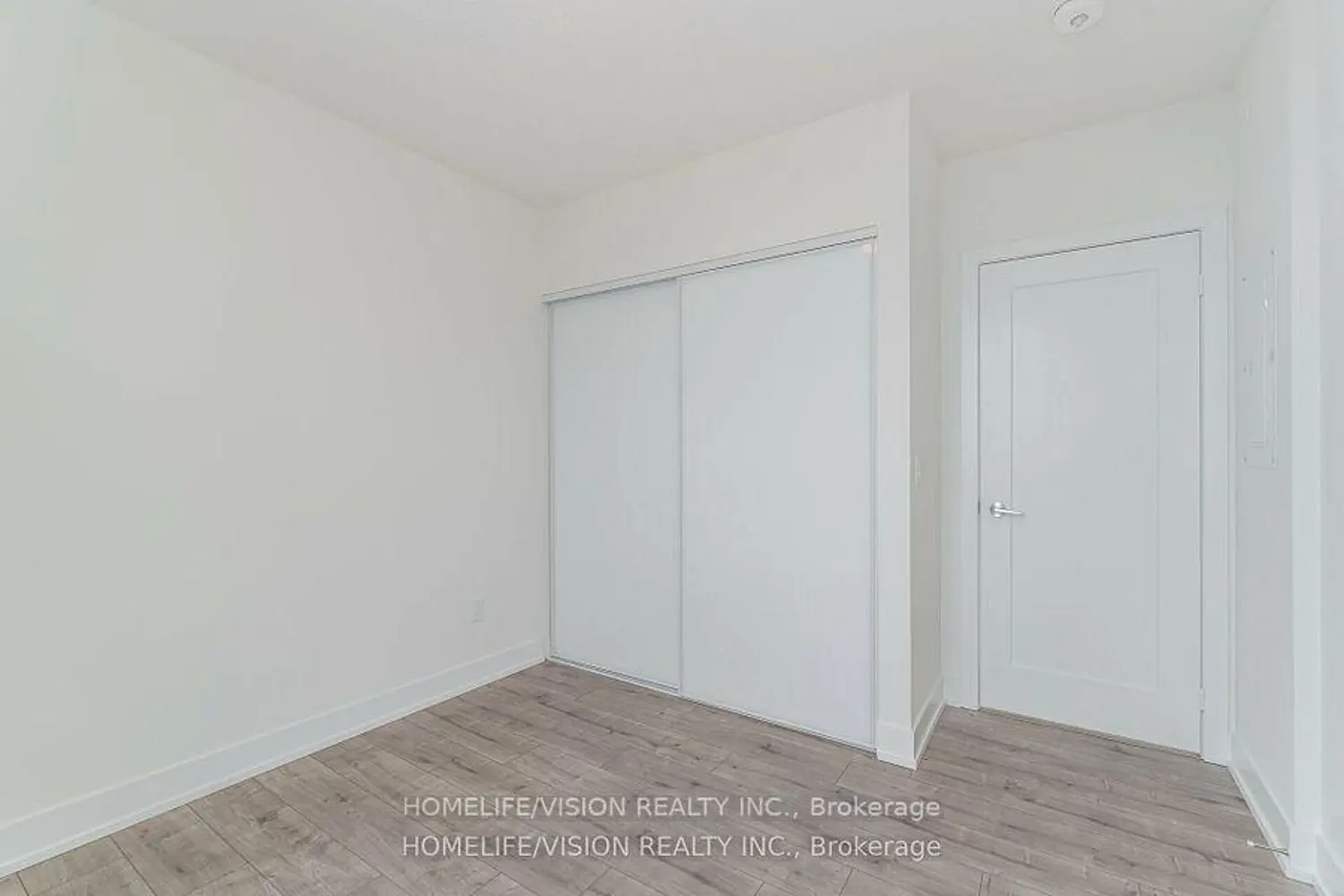 Additional image 15 of 10 Eva Road Ph06