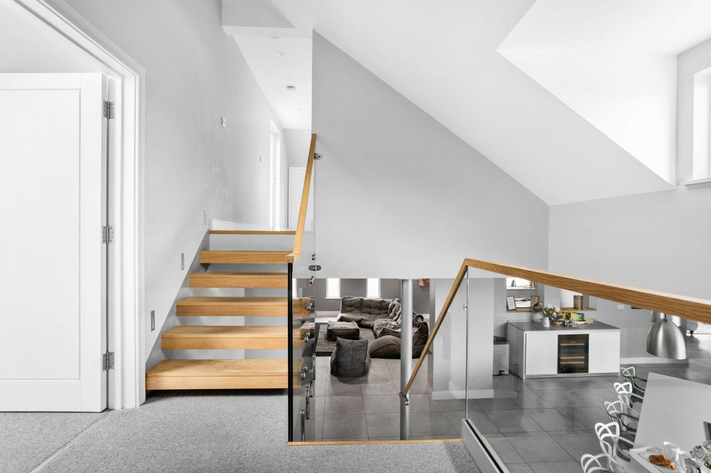 Additional image 22 of 8 bed detached house for saleHuxham View & Annex, Church Hill, Pinhoe, Exeter EX4