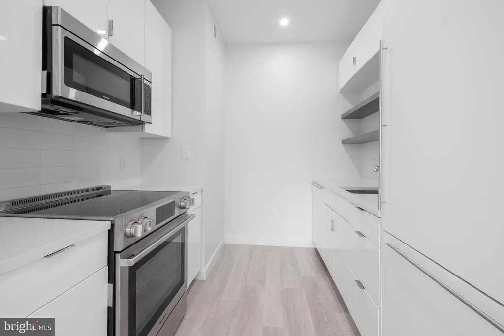 Additional image 8 of 3709 New Hampshire Avenue NW Unit 503, Washington, DC 20010