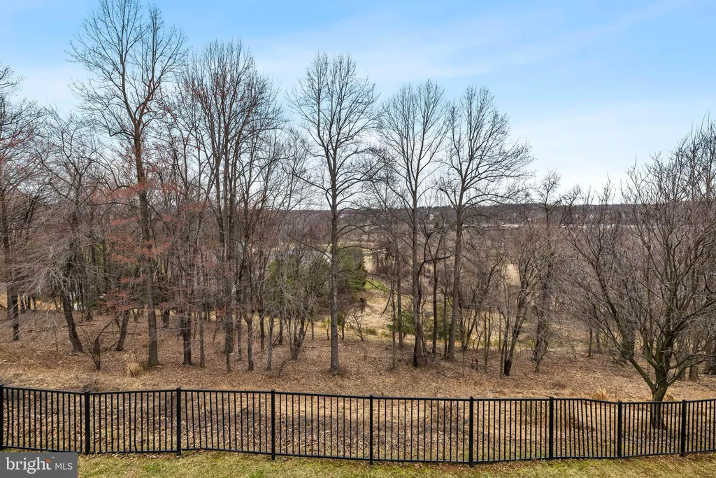 Additional image 20 of 8330 Meadowsweet Rd Unit 8330, Pikesville, MD 21208