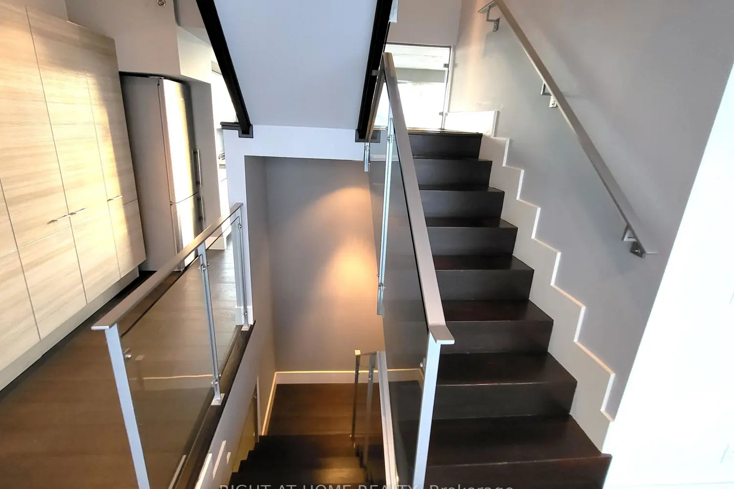 Additional image 3 of 55 Stewart Street Ph1027