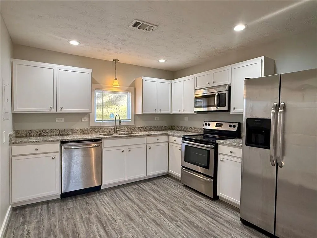 Additional image 9 of 815 Railroad Avenue, Smiths Station, AL 36877