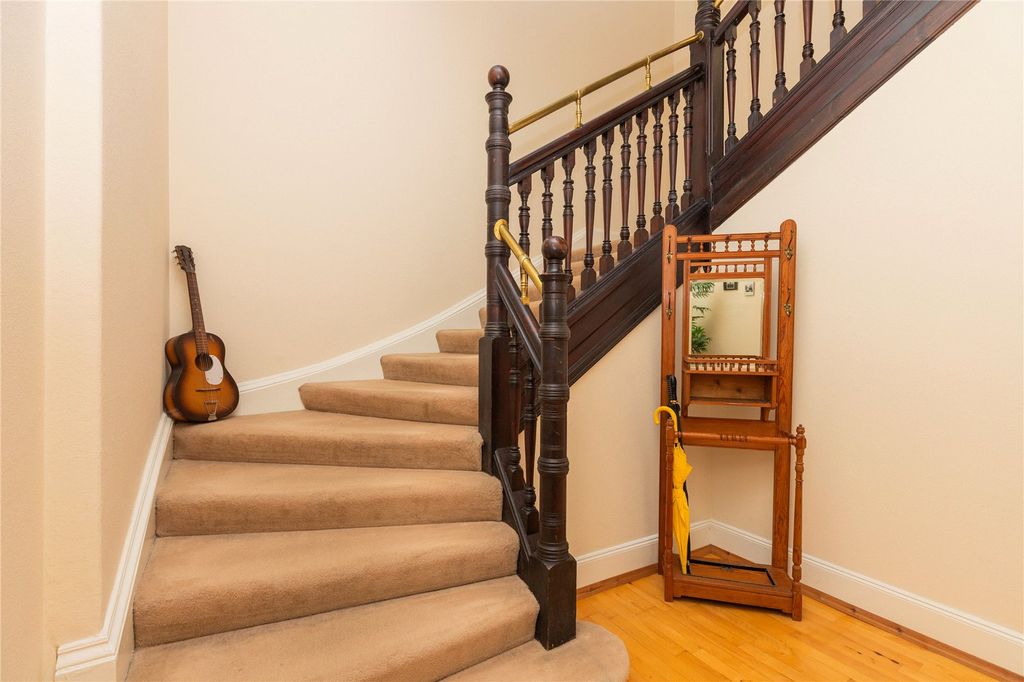 4 bed flat for saleCleveden Road, Glasgow G12 photo 4