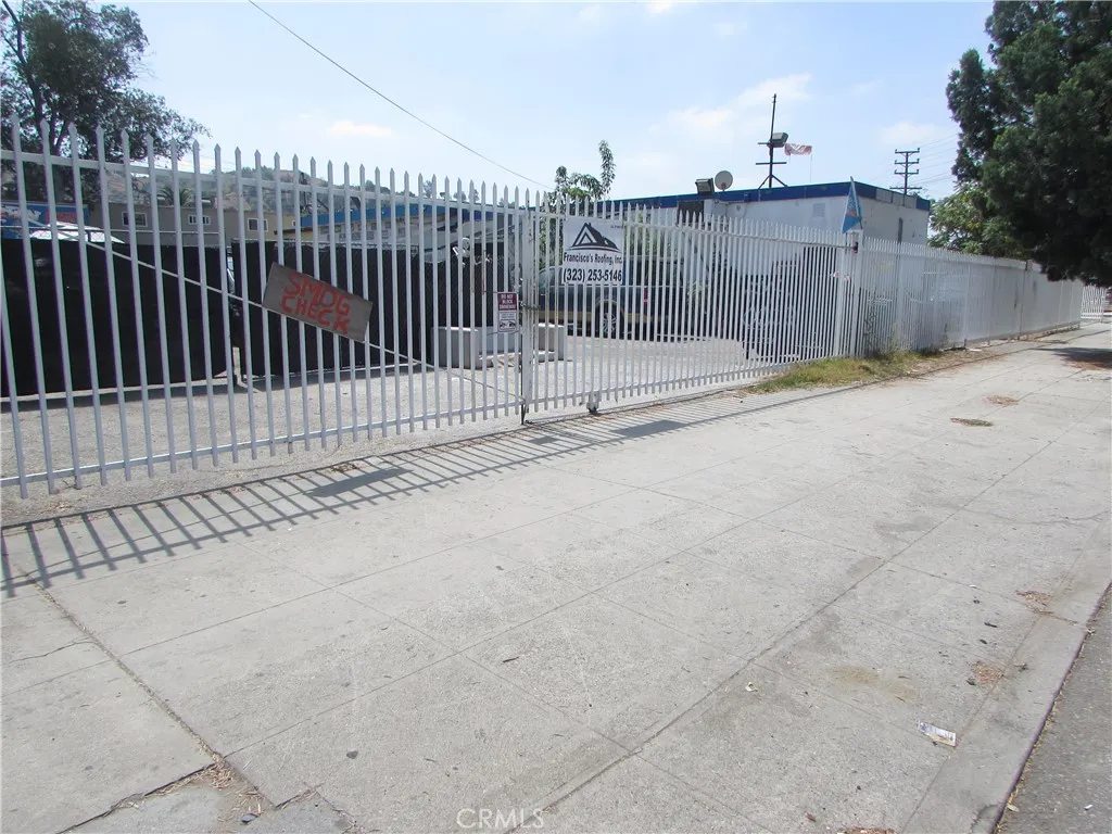 Additional image 71 of 3900 N Figueroa St, Los Angeles, CA 90065