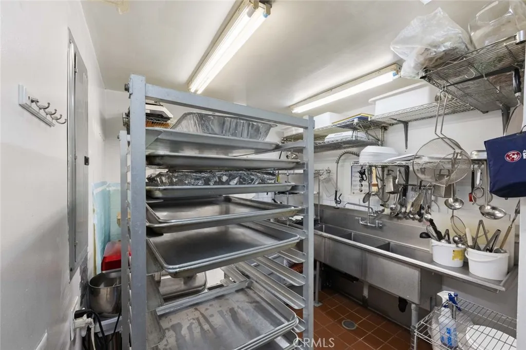 Additional image 23 of 6023 Reseda Boulevard, Tarzana, CA 91356